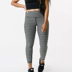 🌙Zyia Active Striped Black and Gray Leggings